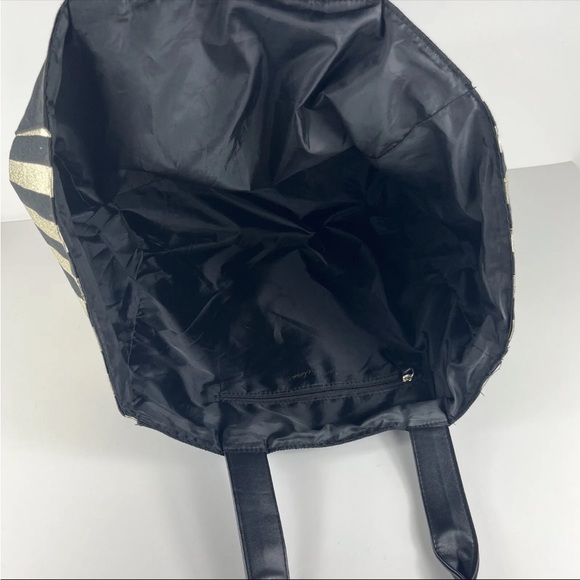 Victoria Secret Tote Bag Black & Gold Striped Weekend Bag Limited Edition 2017 - Picture 5 of 6